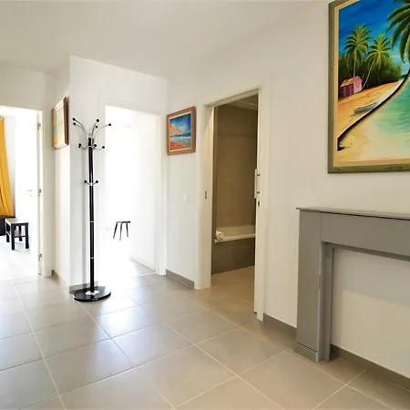 Apartment Prestige With Pool By Homing *
