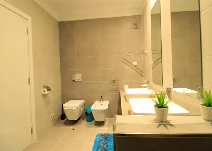 Prestige With Pool By Homing