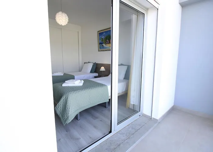 Prestige With Pool By Homing Apartment *