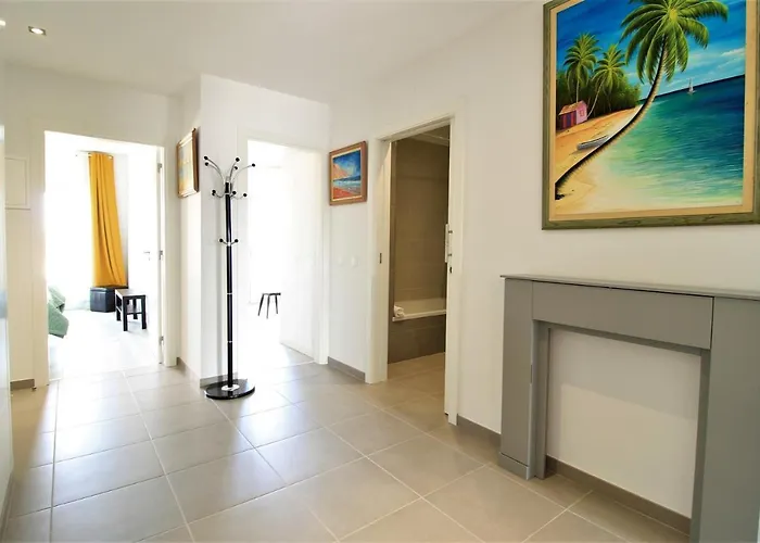 Apartment Prestige With Pool By Homing *