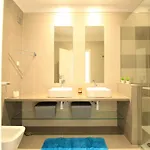 Prestige With Pool By Homing Daire *